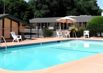 Town House Motel Chico hotel thumbnail 4