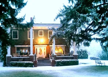 Warm Springs Inn & Winery hotel thumbnail 6