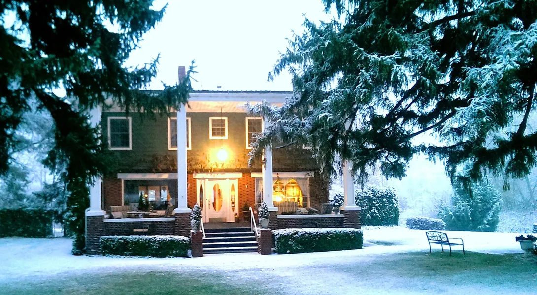 Warm Springs Inn & Winery hotel detail image 6