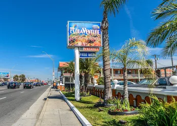 Aqua Venture Inn hotel thumbnail 2