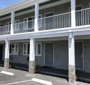 Hi View Inn & Suites hotel detail image 7