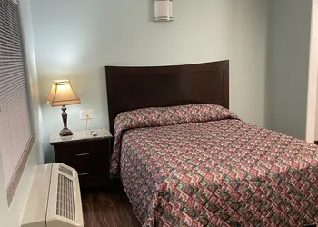 Coast Inn hotel thumbnail 2