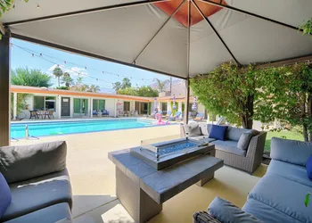 Little Paradise Hotel hotel thumbnail 6