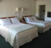 Bridge Bay Lodge at Shasta Lake hotel detail image 4
