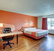 Motel 6 Irvine - Orange County Airport hotel detail image 7