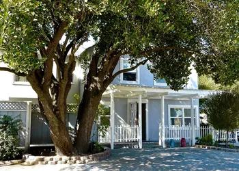 Harbor Inn hotel thumbnail 6