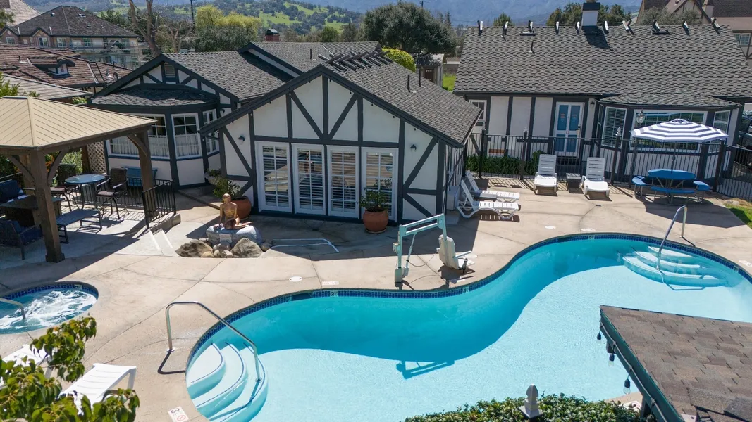 Solvang Inn and Cottages hotel detail image 2
