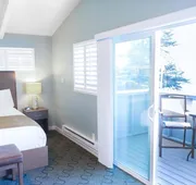Ocean Echo Inn and Beach Cottages hotel detail image 3