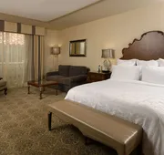 Woolley’s Classic Suites hotel detail image 7