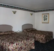 Best Whittier Inn hotel detail image 5