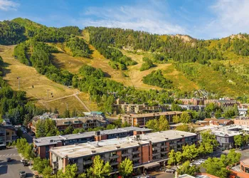 Aspen Square Condominium Hotel hotel thumbnail 8