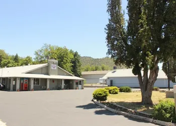 Budget Inn Yreka hotel thumbnail 2