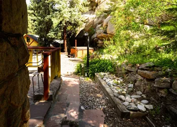 Alpen Way Chalet Mountain Lodge hotel thumbnail 3