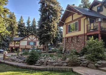 Alpen Way Chalet Mountain Lodge hotel thumbnail 7