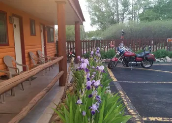 Long Holiday Motel hotel thumbnail 5