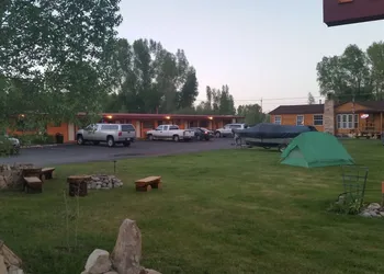 Long Holiday Motel hotel thumbnail 7