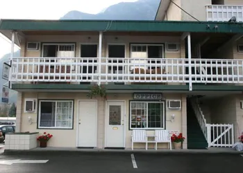 Best Continental Motel hotel thumbnail 2
