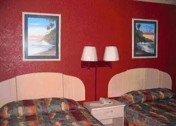 Plaza Travel Inn hotel thumbnail 7