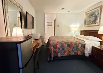 Red Roof Motor Inn hotel thumbnail 7