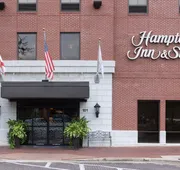 Hampton Inn & Suites Gainesville-Downtown hotel detail image 3