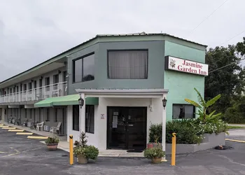 Jasmine Garden Inn - Lake City hotel thumbnail 2