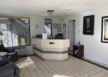 Jasmine Garden Inn - Lake City hotel thumbnail 3
