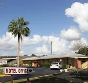 Prince of Wales Motel hotel detail image 5