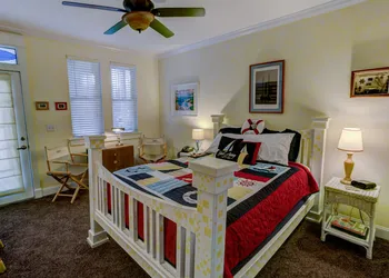 Anchor Inn NSB Bed & Breakfast hotel thumbnail 8