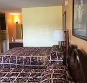 Regency Inn & Suites hotel detail image 7