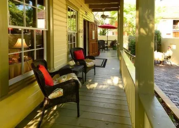 Agustin Inn hotel thumbnail 3