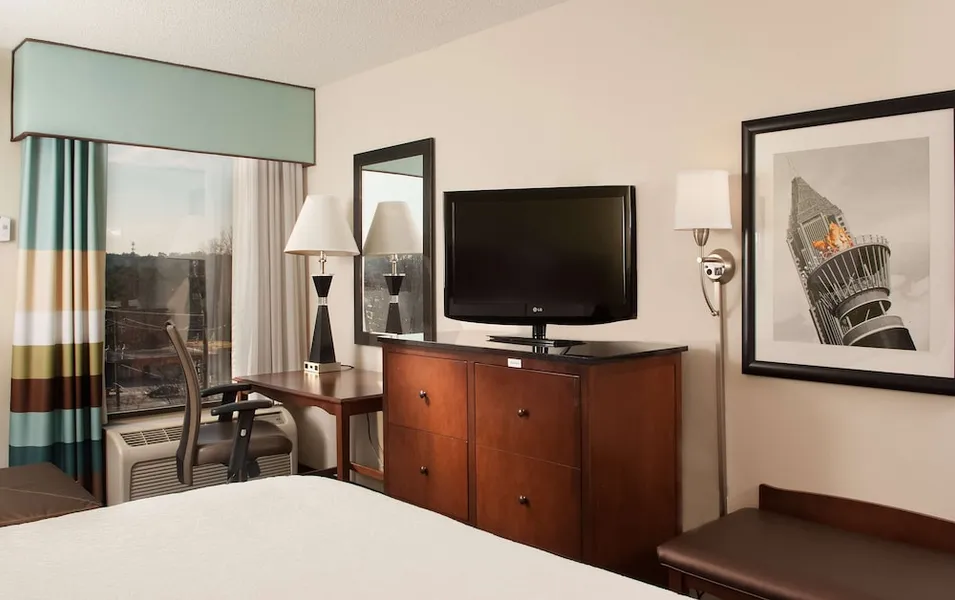 Hampton Inn Atlanta-North Druid Hills Hotel hotel detail image 6