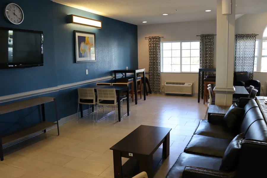 Microtel Inn & Suites by Wyndham Columbus/Near Fort Benning hotel detail image 6