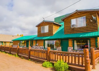 Anglers Lodge hotel thumbnail 6