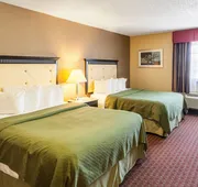 Quality Inn & Suites Lincoln South hotel detail image 7