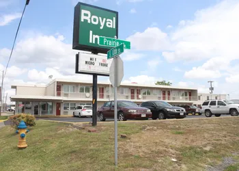 Royal Inn hotel thumbnail 2