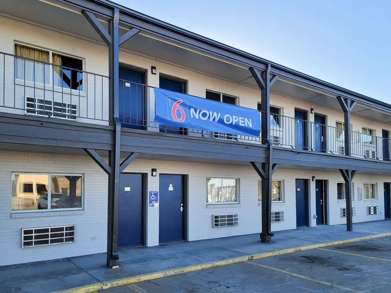 Motel 6 Wichita, KS – South I-35 hotel detail image 2