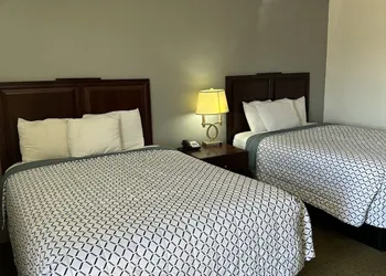 Budget Inn Motel Storm Lake hotel thumbnail 6