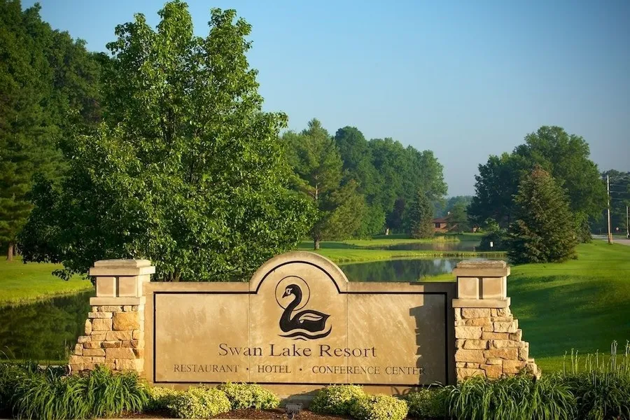 Swan Lake Resort hotel detail image 6