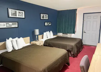 country club inn hotel thumbnail 6