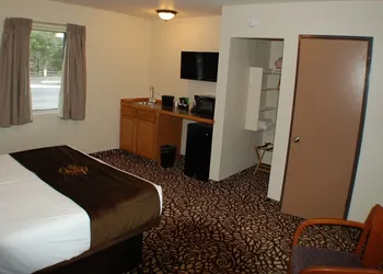 Alpine Lodge & Resort Burkesville hotel thumbnail 5