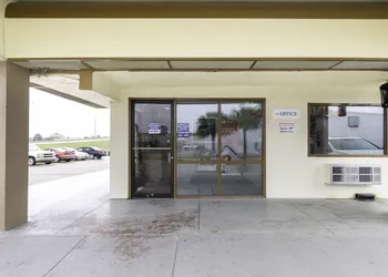 OYO Hotel Lake Charles Hwy 10 hotel thumbnail 4