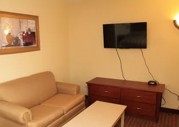 Best Way Inn & Suites hotel thumbnail 6