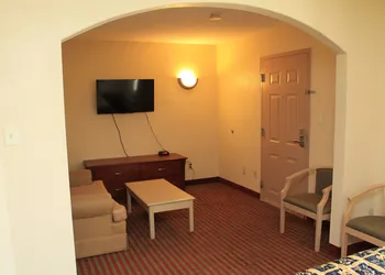 Best Way Inn & Suites hotel thumbnail 7