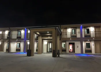 Paradise Inn & Suites hotel thumbnail 2