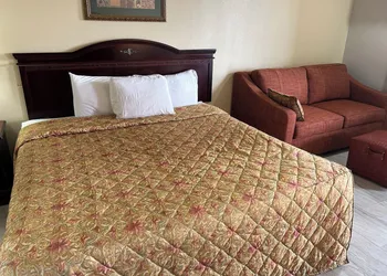 Howards Inn Motel hotel thumbnail 2