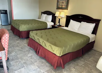 Howards Inn Motel hotel thumbnail 3