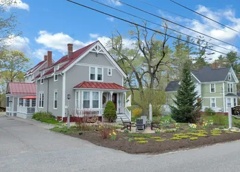 The James Place Inn B&B hotel thumbnail 3