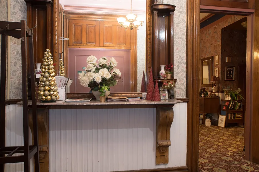 Biltmore Suites Hotel hotel detail image 6