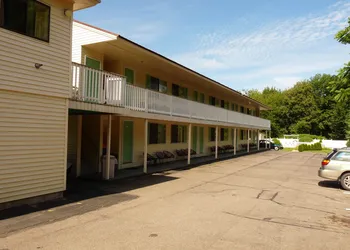 Footbridge North Hotel hotel thumbnail 6