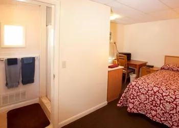 Charlie's Motel hotel thumbnail 4